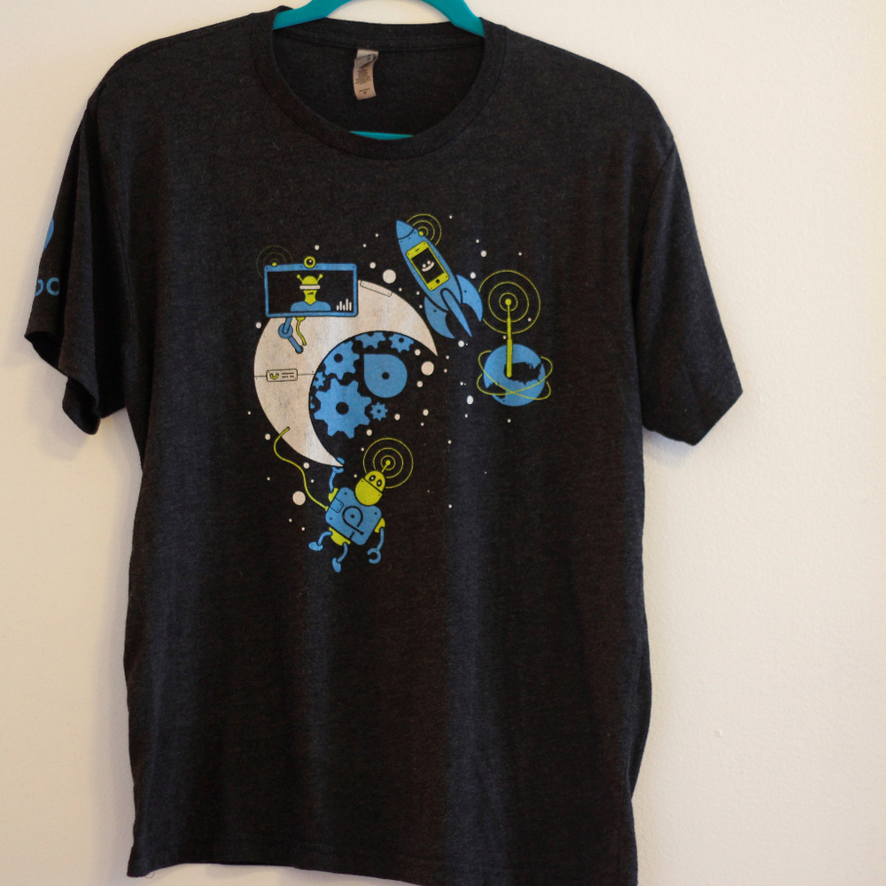 Next Level T-shirt Tokbok  Medium size T-shirt